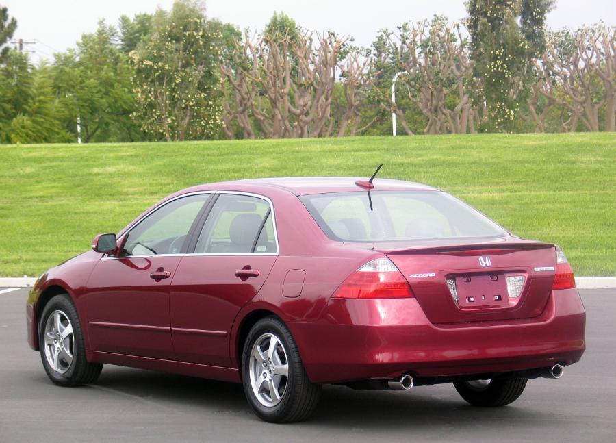  Honda Accord Hybrid America 2005 года  (фото 3 из 69)